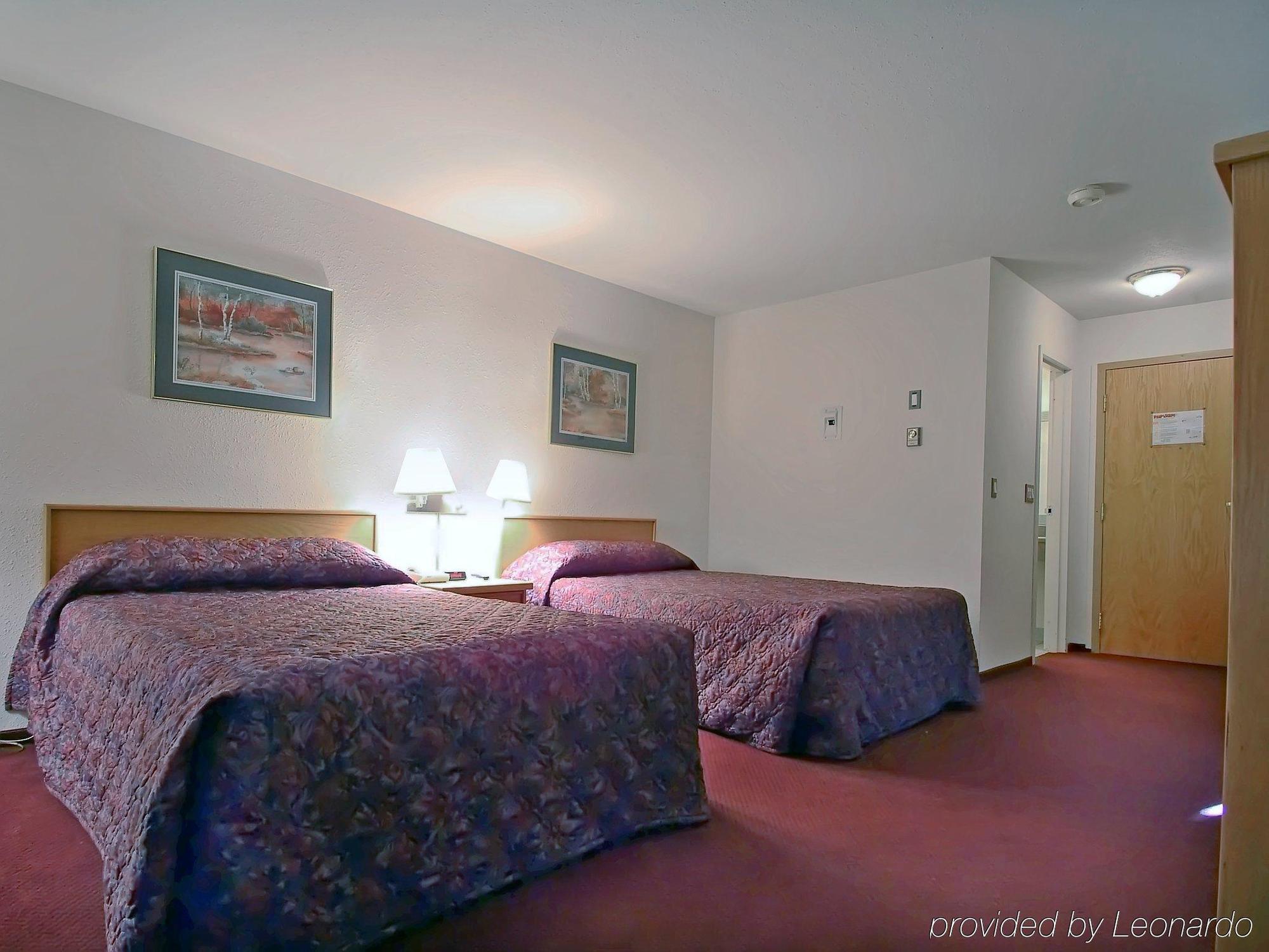 Howard Johnson By Wyndham Fort St. John Facilities photo